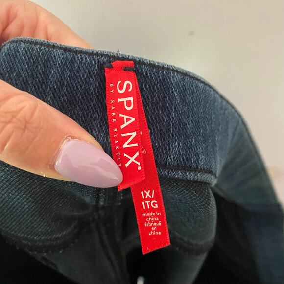 SPANX Women's size 1X Blue Skinny Jeans Stretchy Minimalist Dark Wash Pull-On - Picture 2 of 10